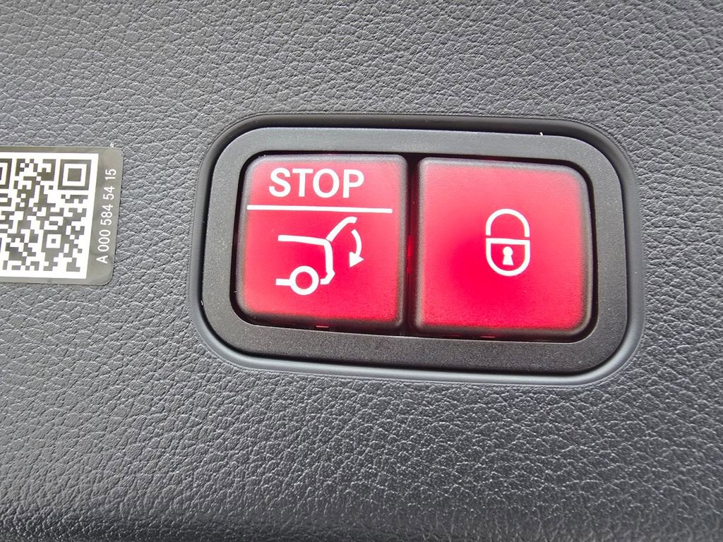 Used 2026 Mercedes-Benz GLC 300 4MATIC image 20