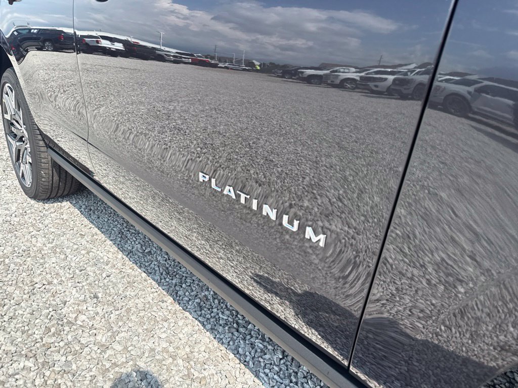 New 2027 Ford Expedition Platinum w/ Platinum Ultimate Package AWD/4WD image 12