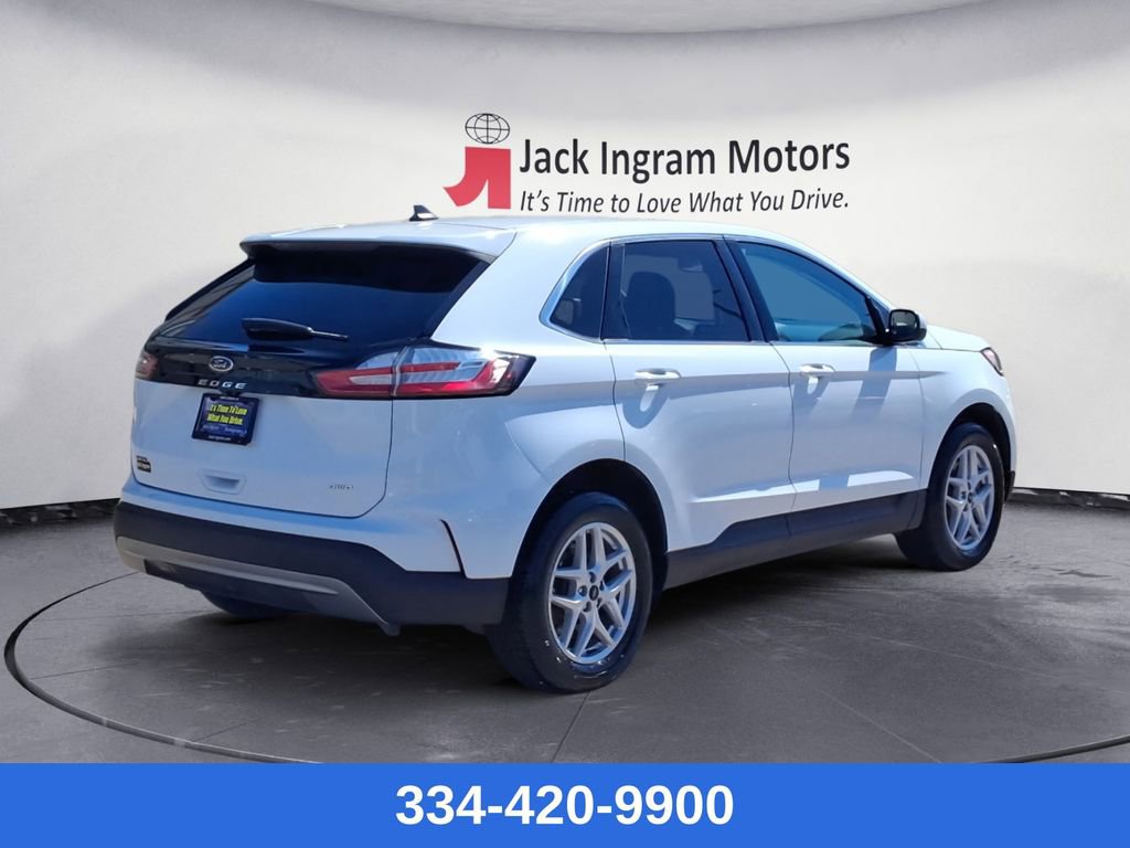Used 2024 Ford Edge SEL image 5