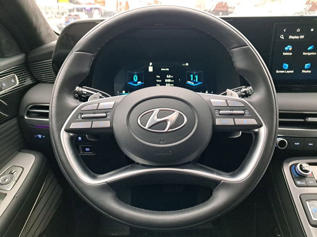 Used 2024 Hyundai Palisade Calligraphy image 19