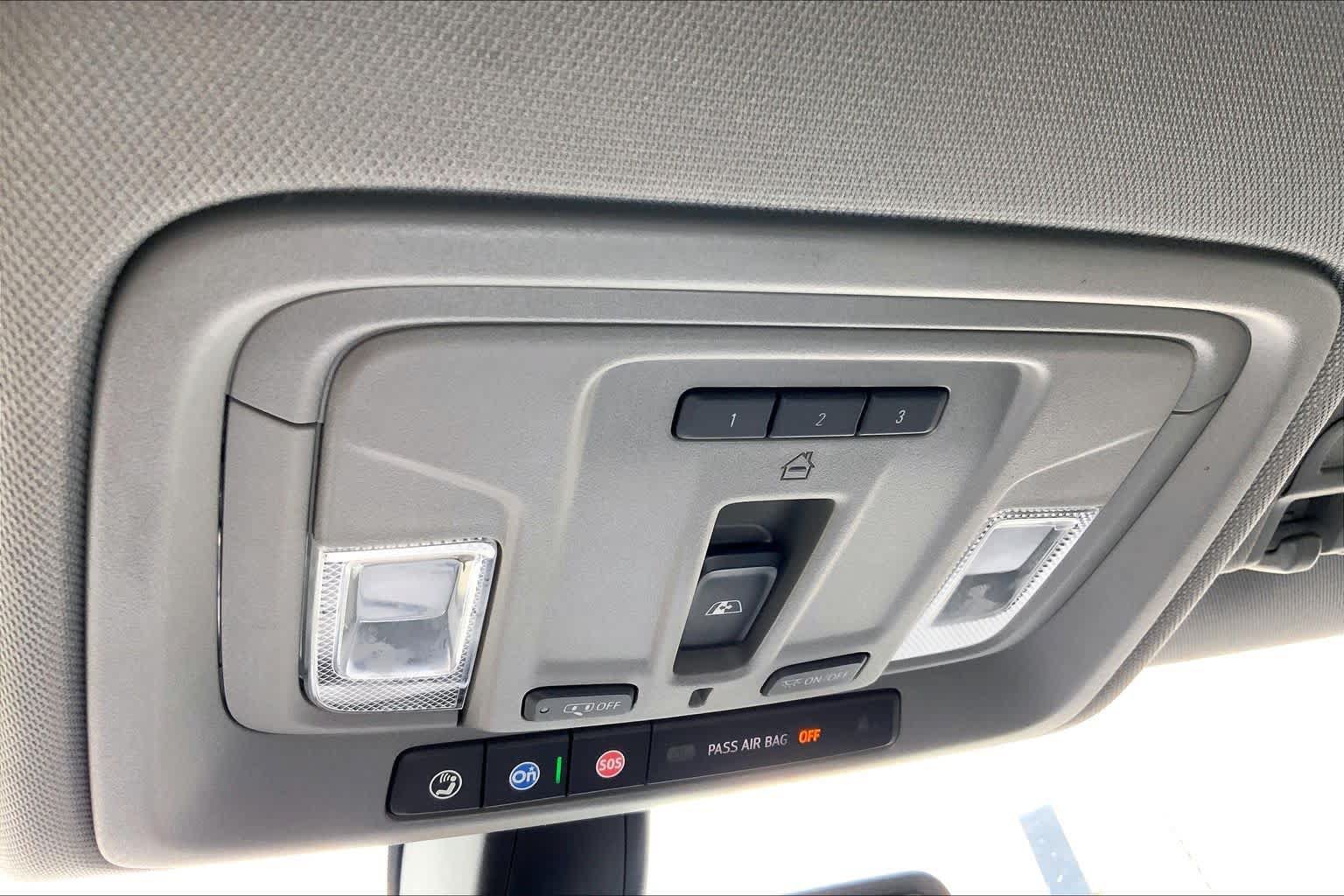 Used 2019 GMC Sierra 1500 SLT AWD/4WD image 33