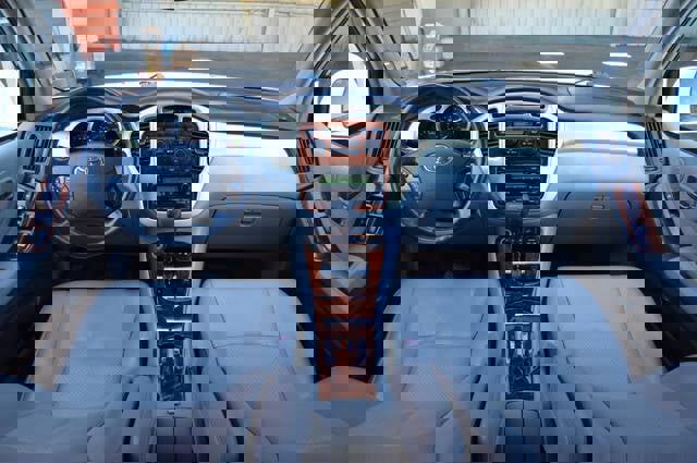 Used 2004 Toyota Highlander Limited image 58