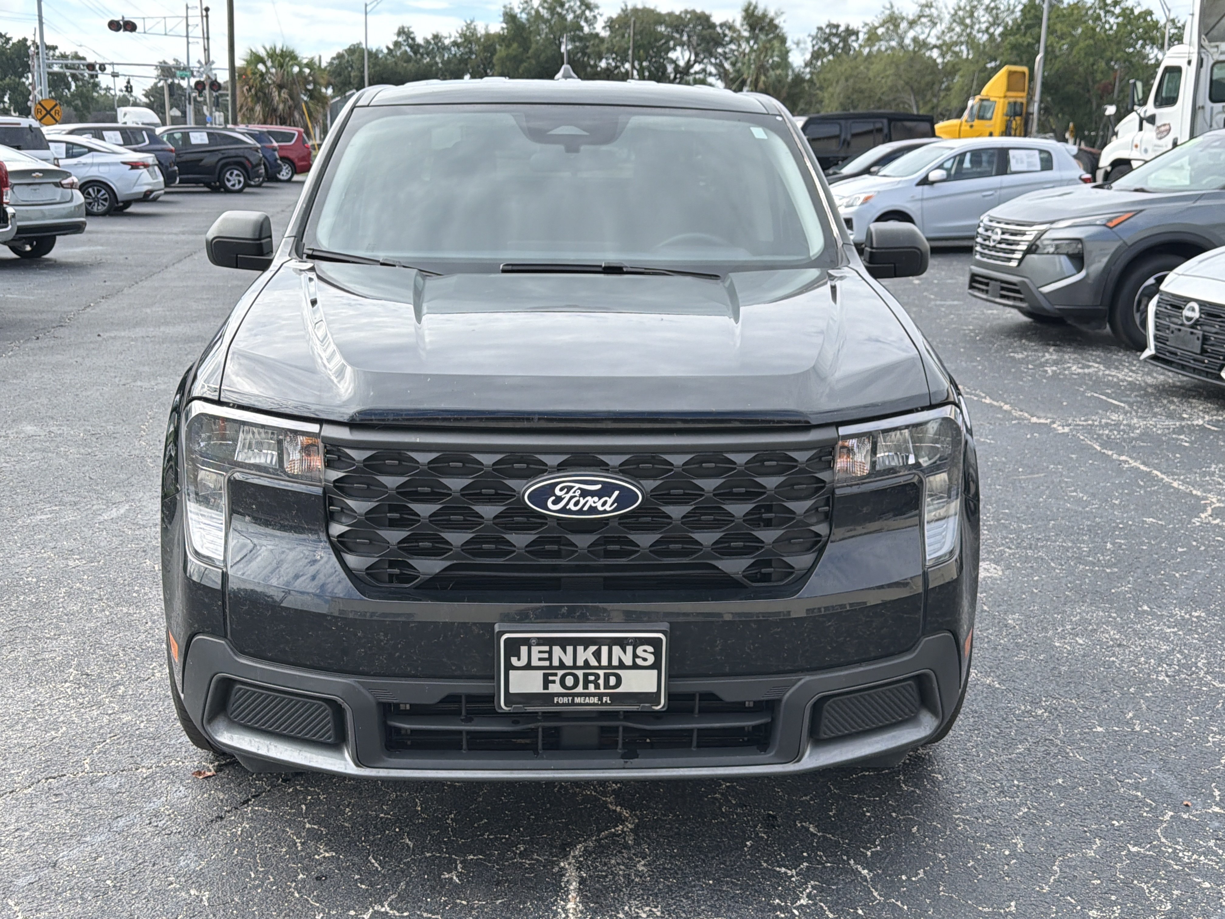Used 2025 Ford Maverick XLT FWD image 11