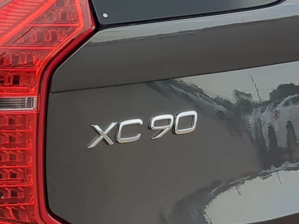 Certified 2024 Volvo XC90 B5 Core w/ Protection Package Premier AWD/4WD image 12