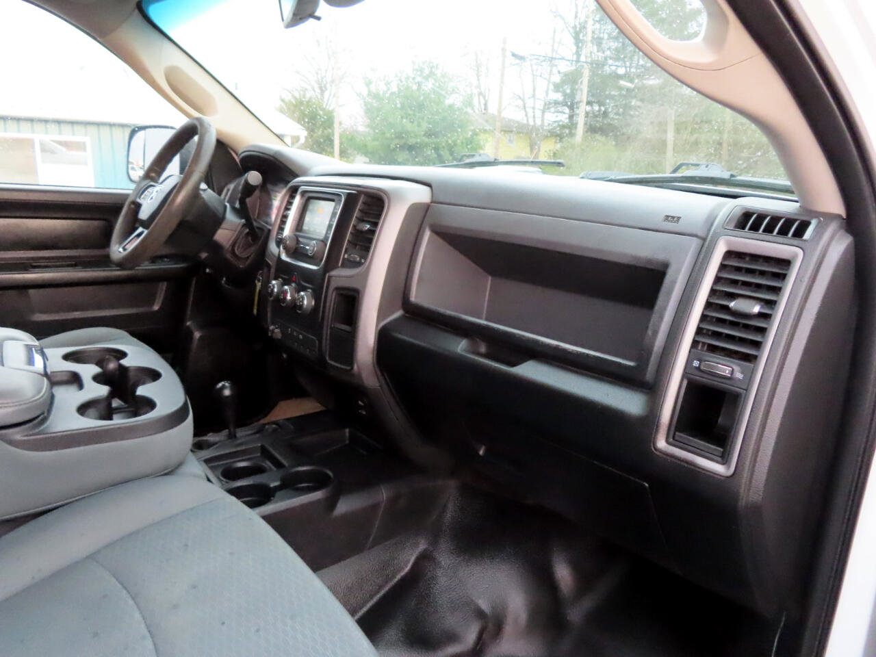 Used 2016 RAM 5500 Tradesman image 39