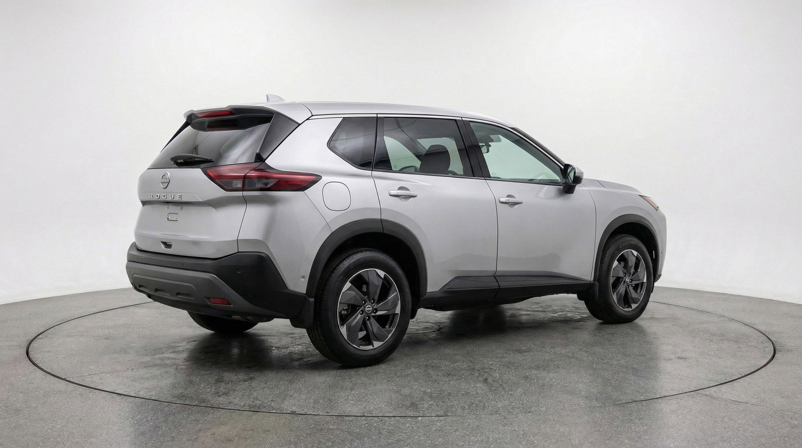 Used 2025 Nissan Rogue SV image 9