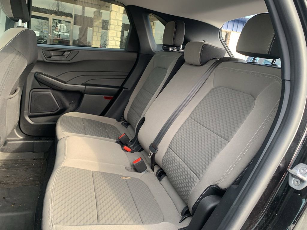 Used 2022 Ford Escape SE w/ Cold Weather Package image 13