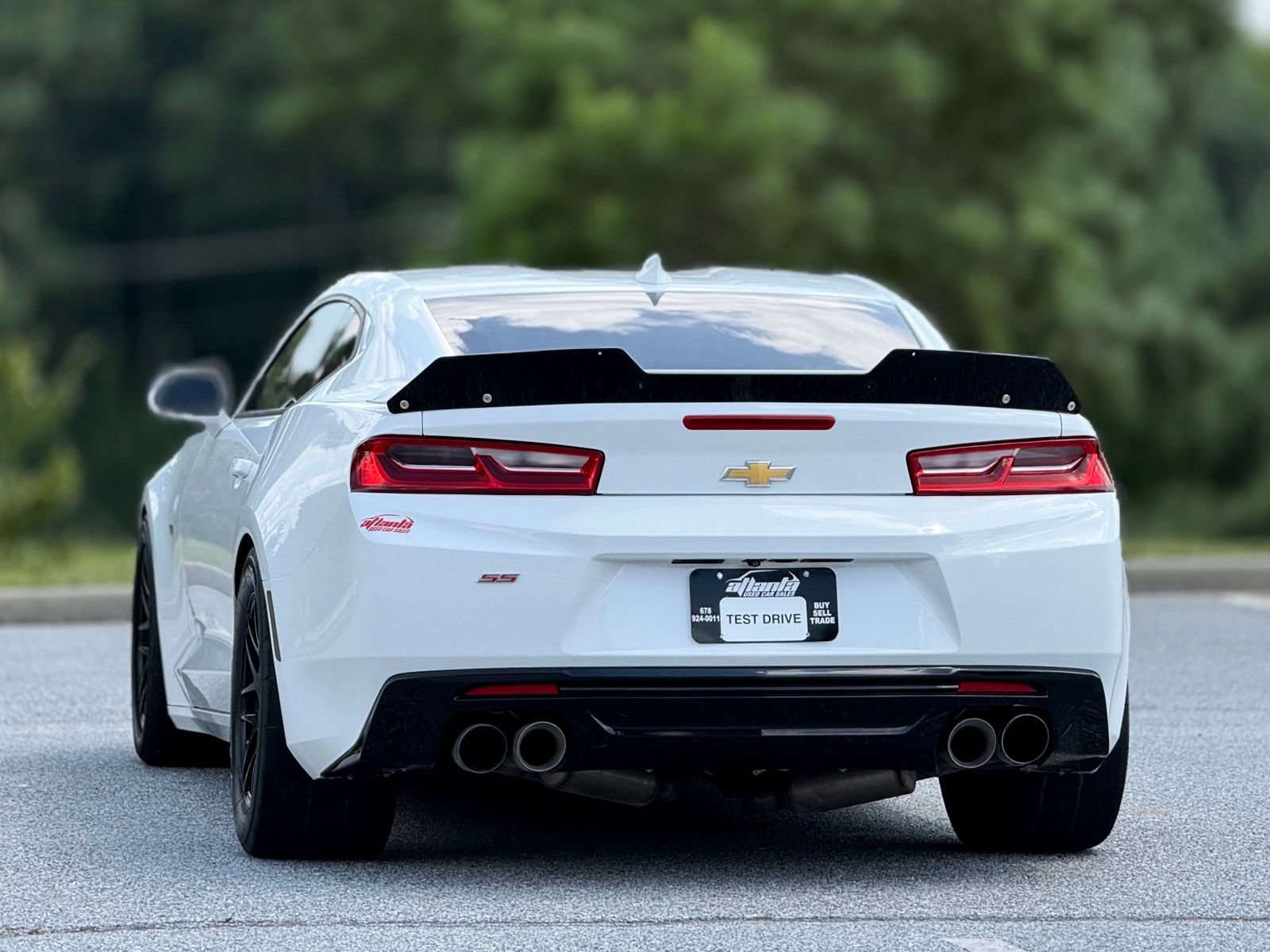 Used 2016 Chevrolet Camaro SS RWD image 5