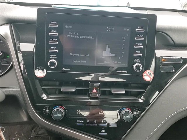 Used 2024 Toyota Camry SE image 17