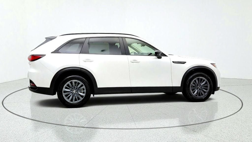Used 2025 MAZDA CX-70 3.3 Turbo w/ Preferred Package AWD/4WD image 4