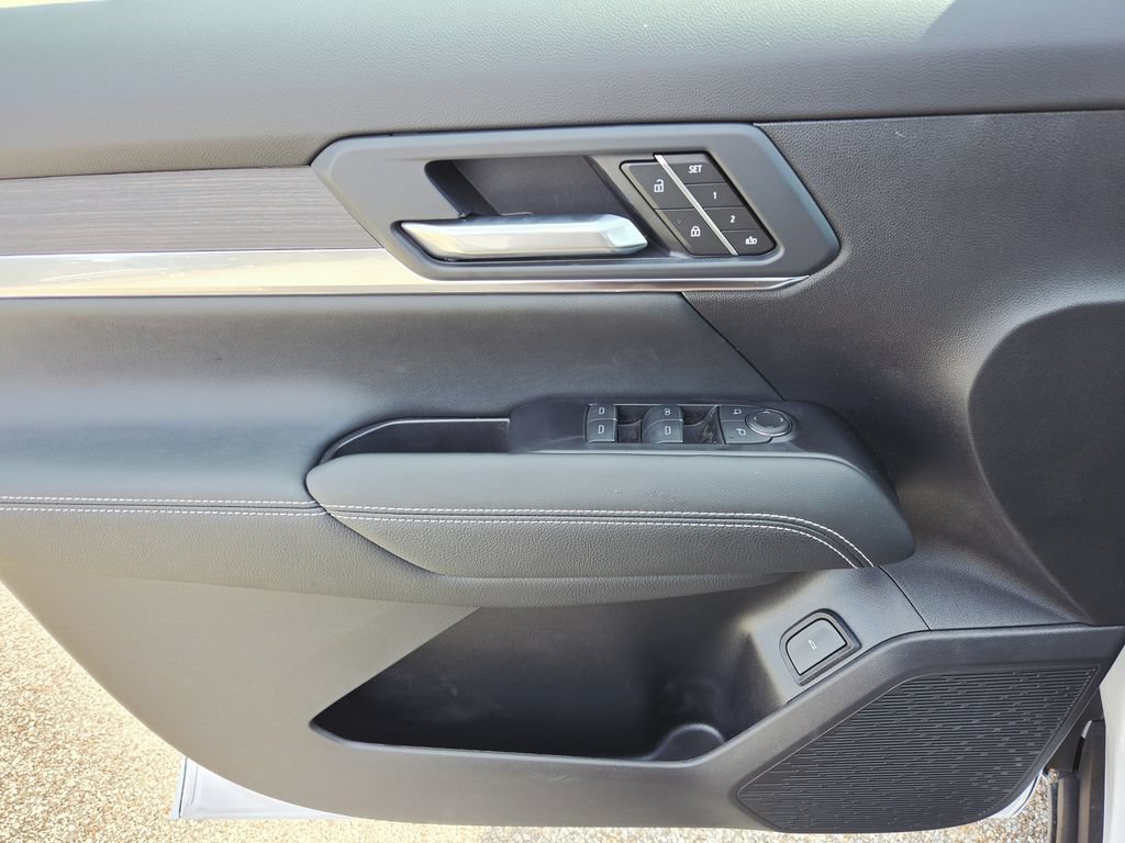 New 2027 GMC Acadia Elevation w/ Black Edition FWD image 11