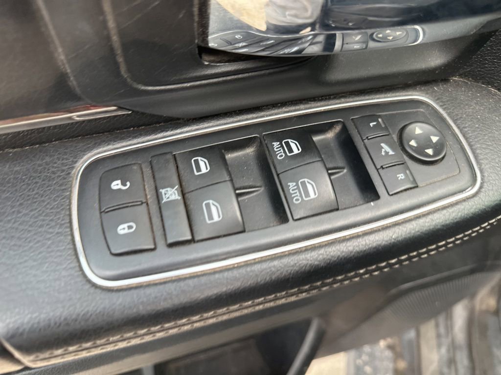 Used 2017 RAM 1500 Sport image 7