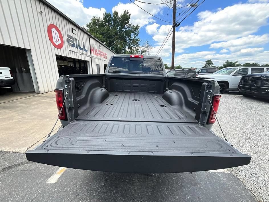New 2026 RAM 2500 Warlock AWD/4WD image 7
