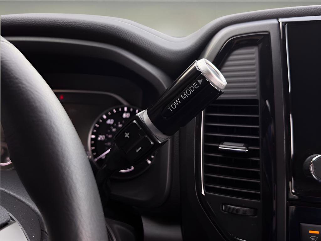 Used 2024 Nissan Titan SV w/ SV Bronze Edition Package image 20