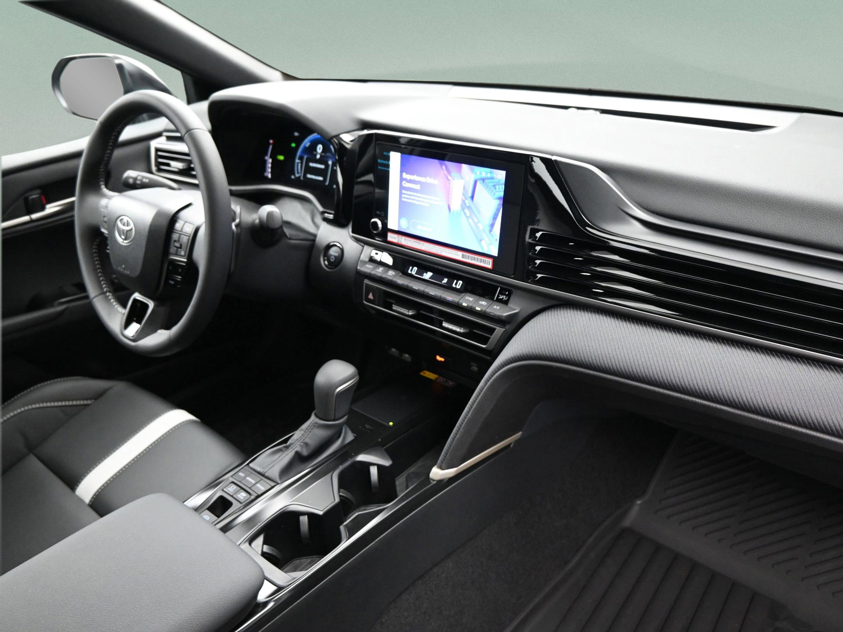 New 2026 Toyota Camry SE FWD image 34