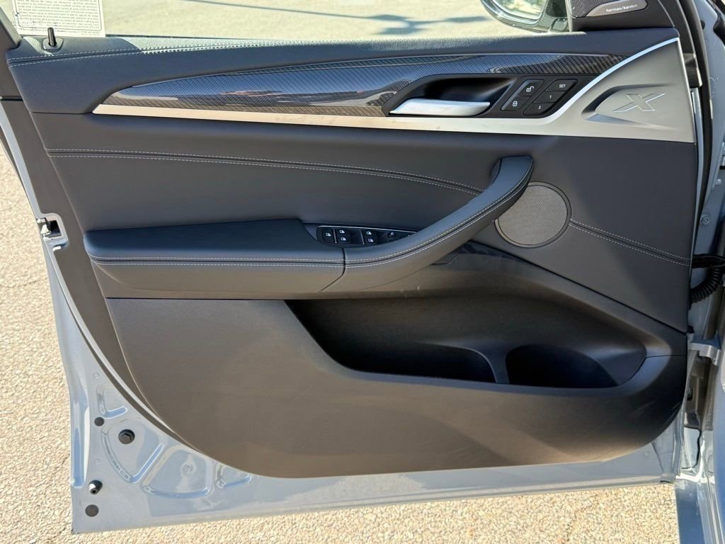New 2025 BMW X4 M w/ Competition Package image 18