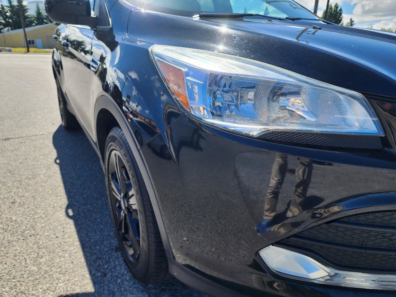 Used 2016 Ford Escape SE AWD/4WD image 32