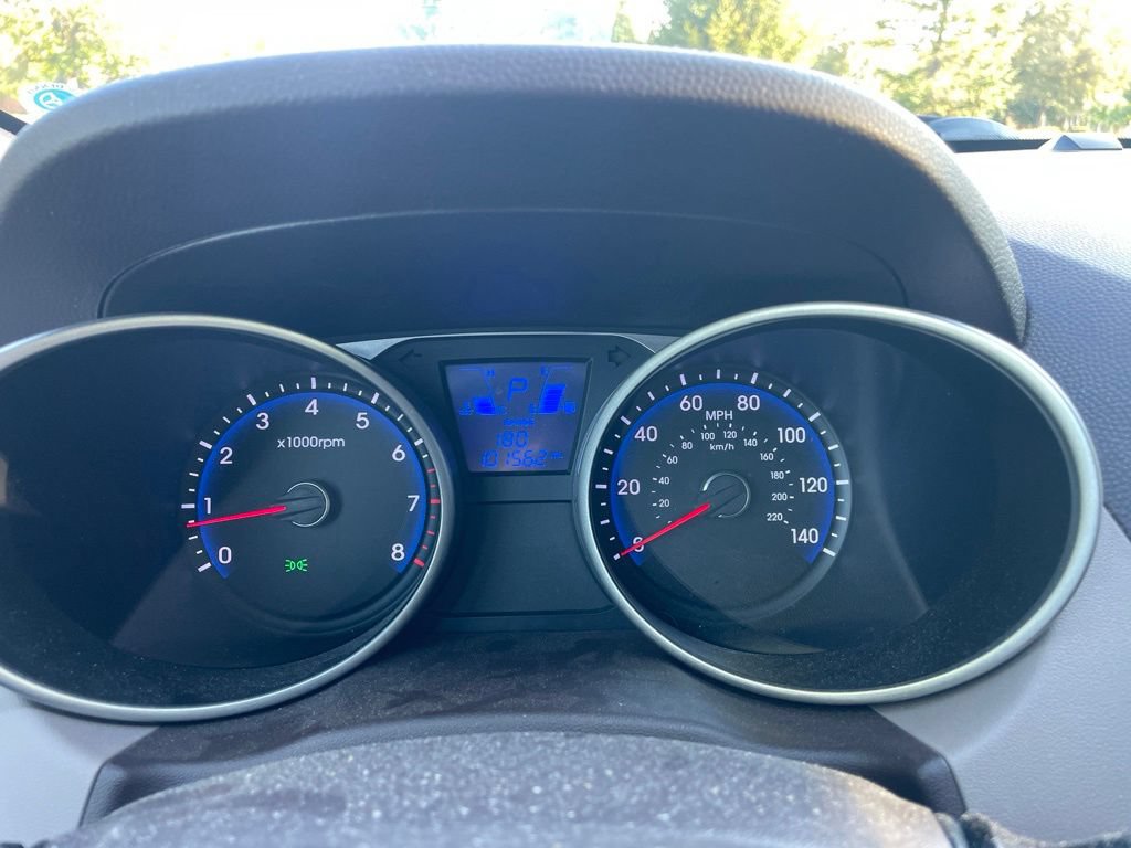 Used 2013 Hyundai Tucson Limited FWD image 11
