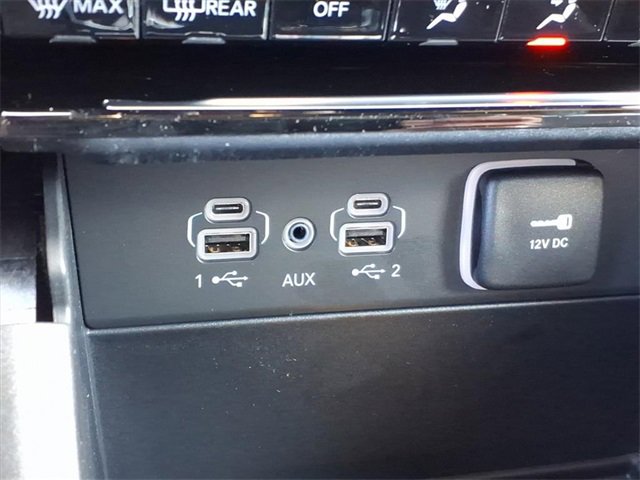 New 2025 Jeep Grand Cherokee L Laredo image 7