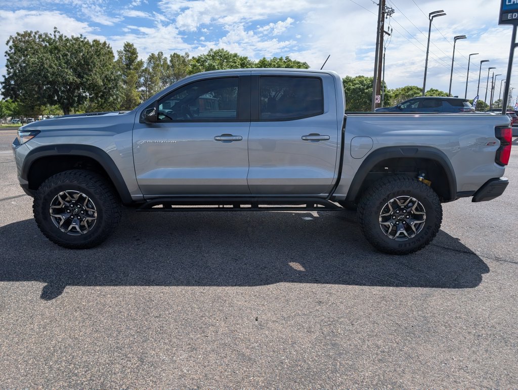 New 2026 Chevrolet Colorado ZR2 AWD/4WD image 2