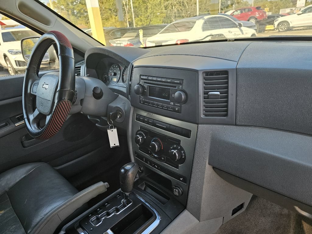 Used 2006 Jeep Grand Cherokee Laredo AWD/4WD image 30