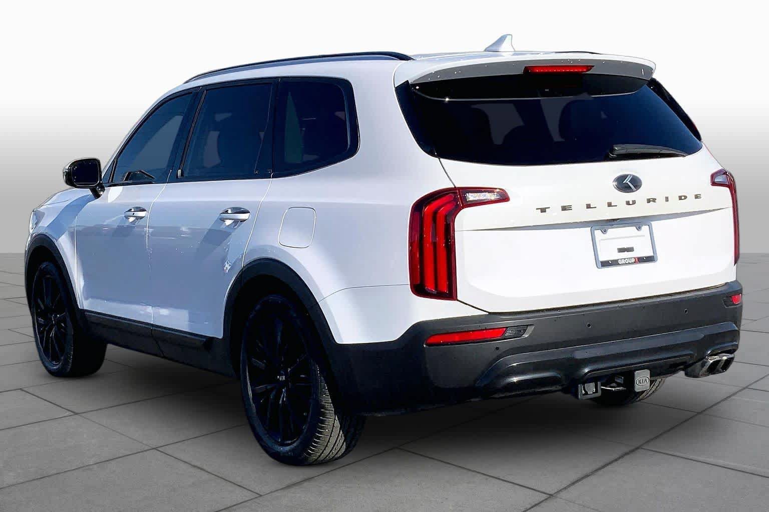 Used 2021 Kia Telluride SX w/ Towing Package FWD image 12