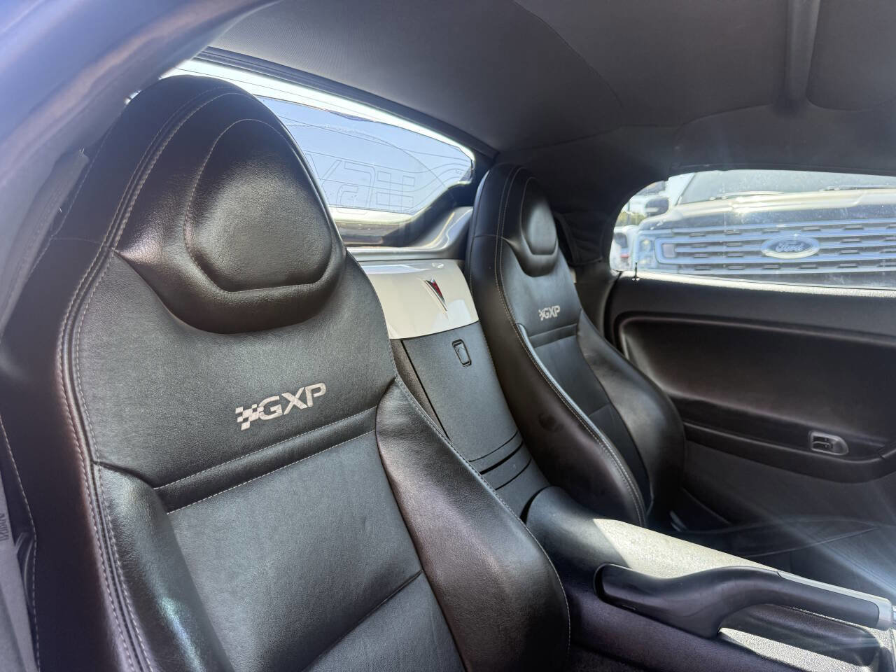 Used 2008 Pontiac Solstice GXP w/ Premium Package image 25