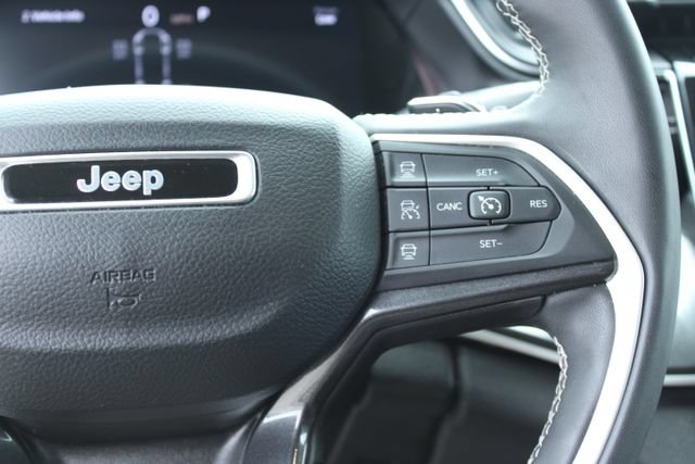 Used 2023 Jeep Grand Cherokee L Laredo w/ Luxury Tech Group I RWD image 21