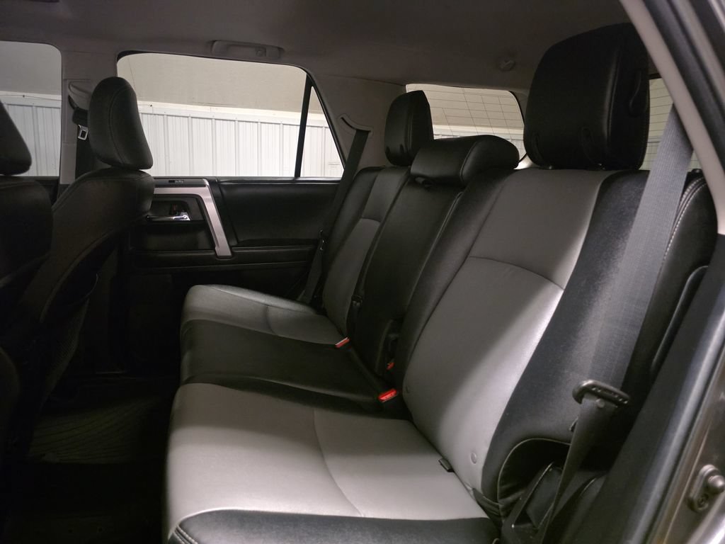 Used 2015 Toyota 4Runner SR5 Premium AWD/4WD image 30
