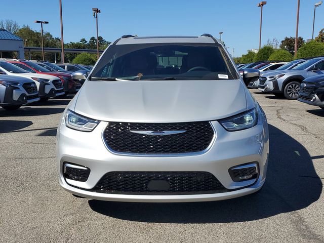 New 2026 Chrysler Pacifica Pinnacle video 2