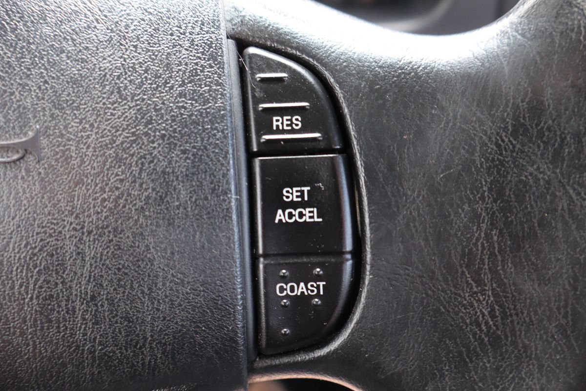 Used 2005 Ford F350 XL AWD/4WD image 30