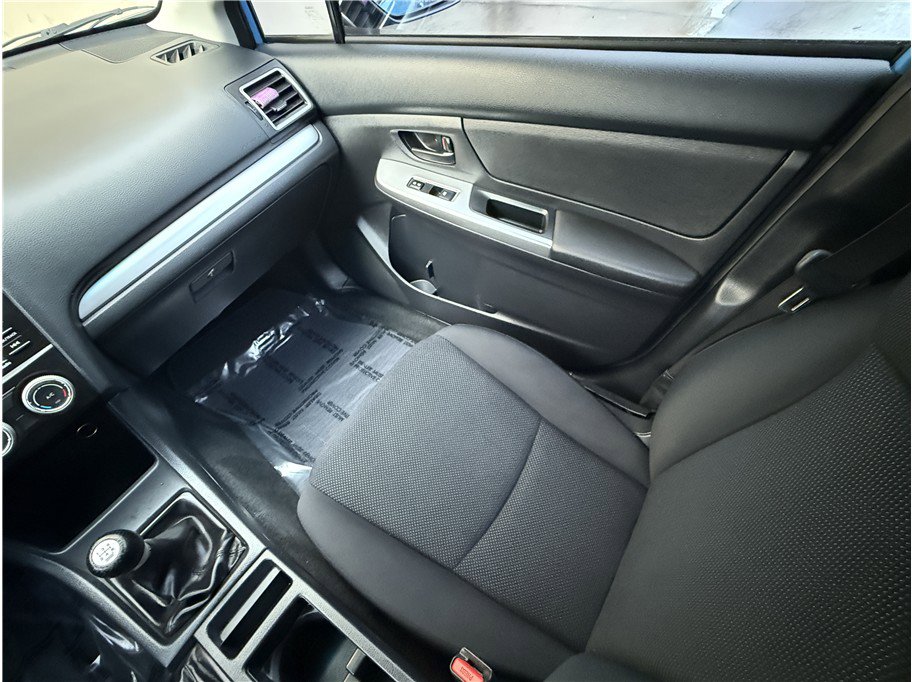 Used 2017 Subaru Crosstrek 2.0i image 10