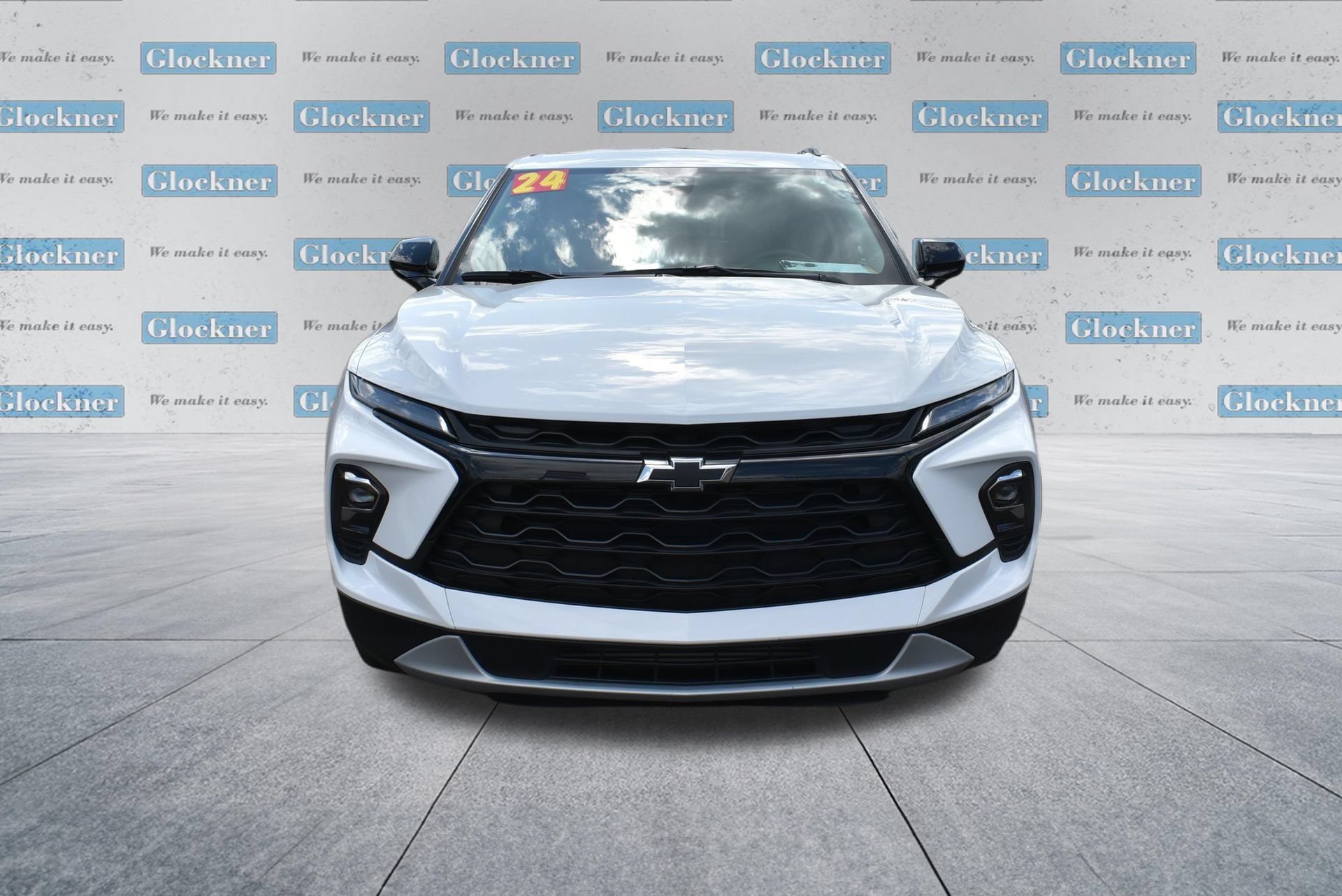 Used 2024 Chevrolet Blazer LT w/ Midnight/Sport Edition FWD image 2
