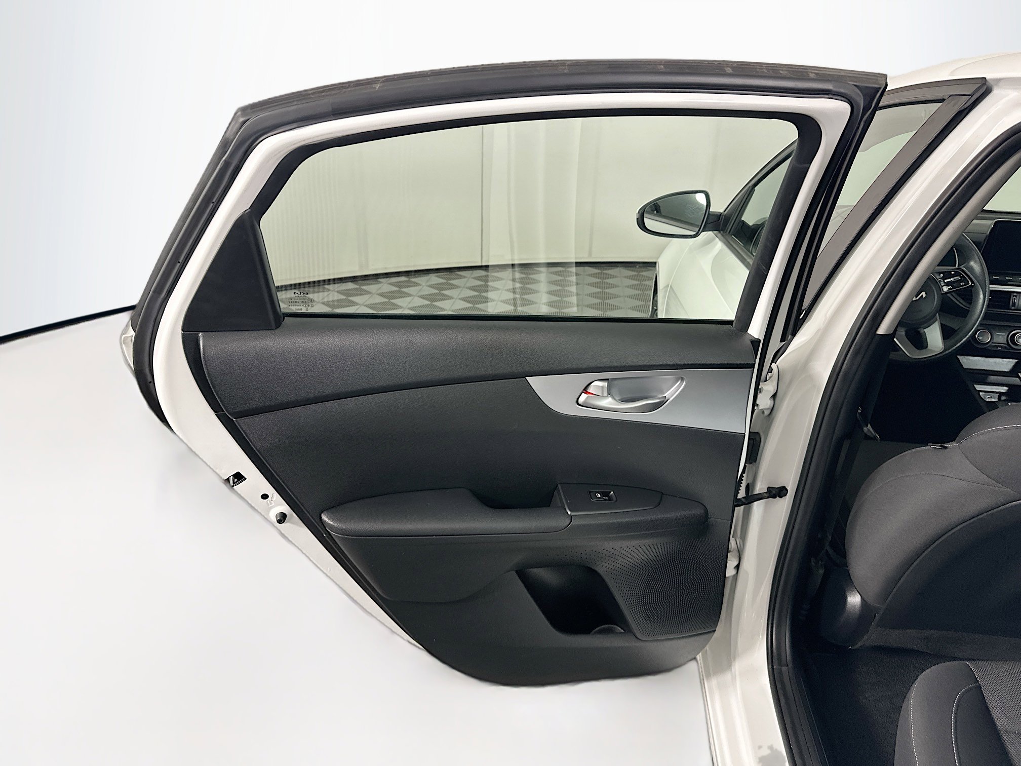 Used 2022 Kia Forte LXS w/ LXS Technology Package image 24