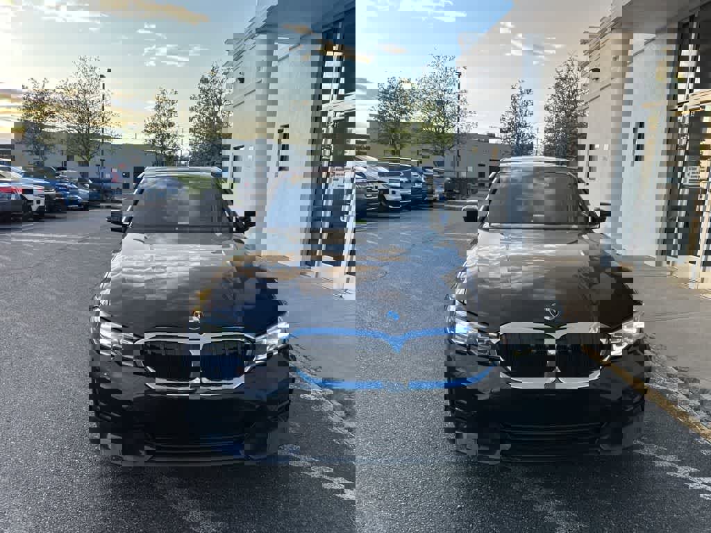 Used 2021 BMW 330e xDrive w/ Premium Package image 6