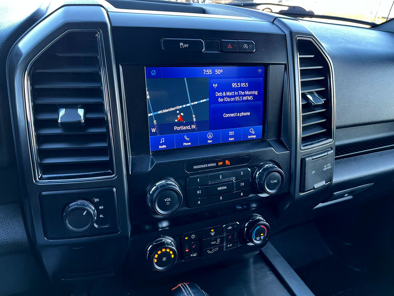 Used 2020 Ford F150 XLT w/ Equipment Group 302A Luxury image 16