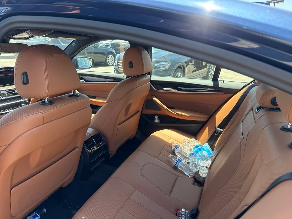 Used 2023 BMW 540i w/ M Sport Package RWD image 10