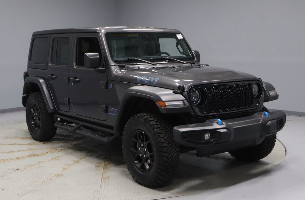 Used 2024 Jeep Wrangler Unlimited image 1