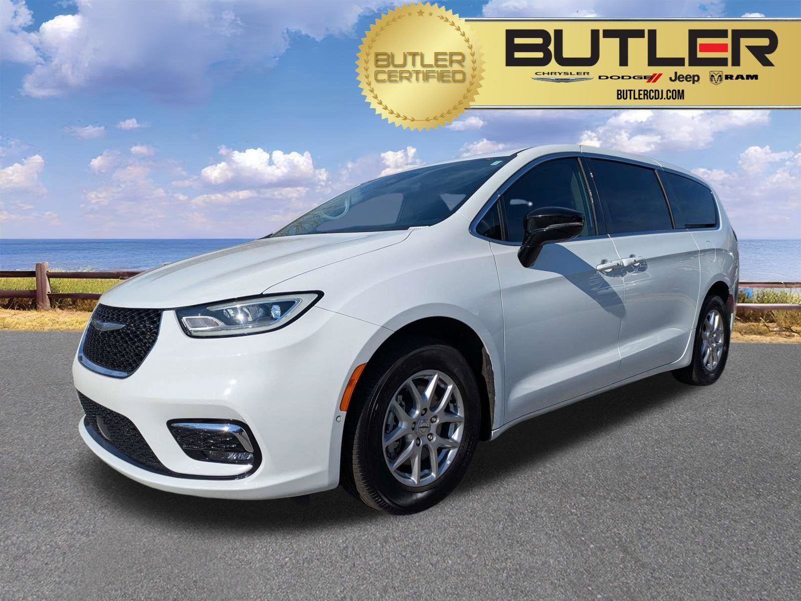 Used 2024 Chrysler Pacifica Touring-L