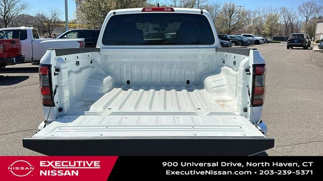 Used 2025 Nissan Frontier SV image 25