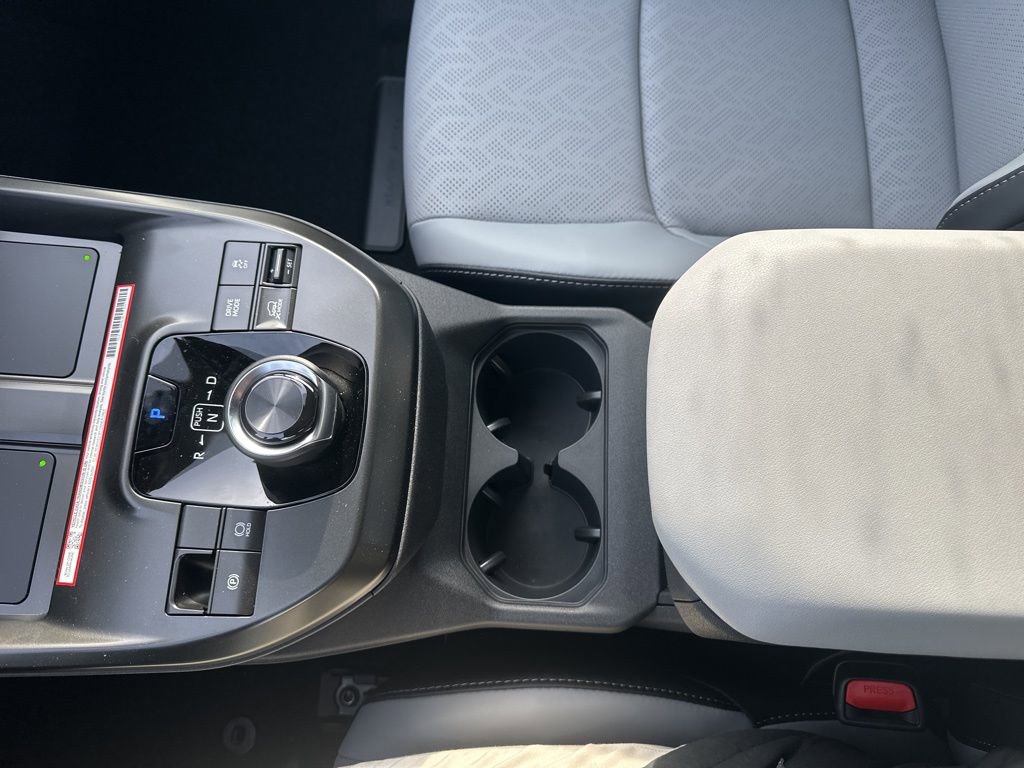 New 2026 Subaru Solterra AWD/4WD image 19