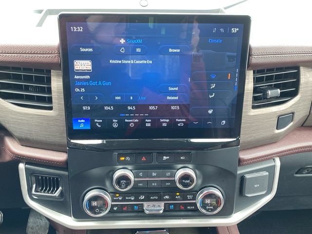 Used 2024 Ford Expedition Max Limited AWD/4WD image 13