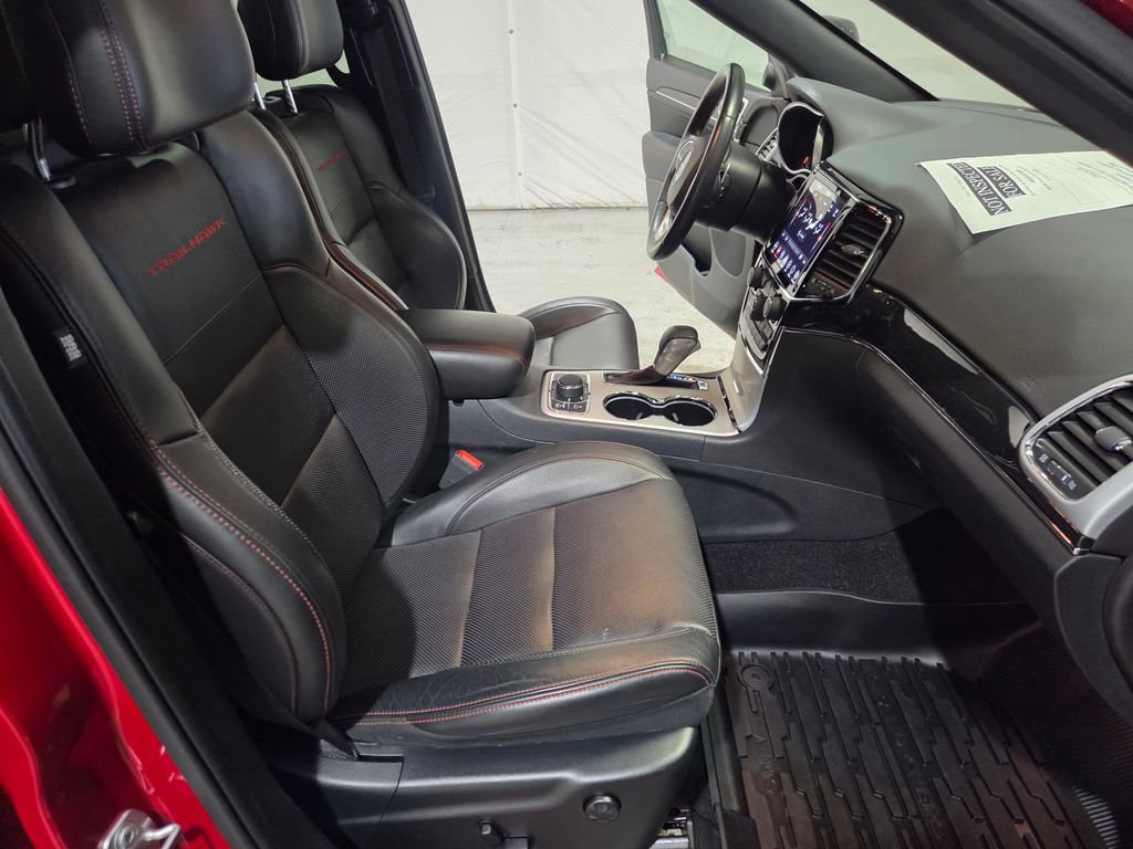 Certified 2020 Jeep Grand Cherokee Trailhawk w/ Trailhawk Luxury Group image 12