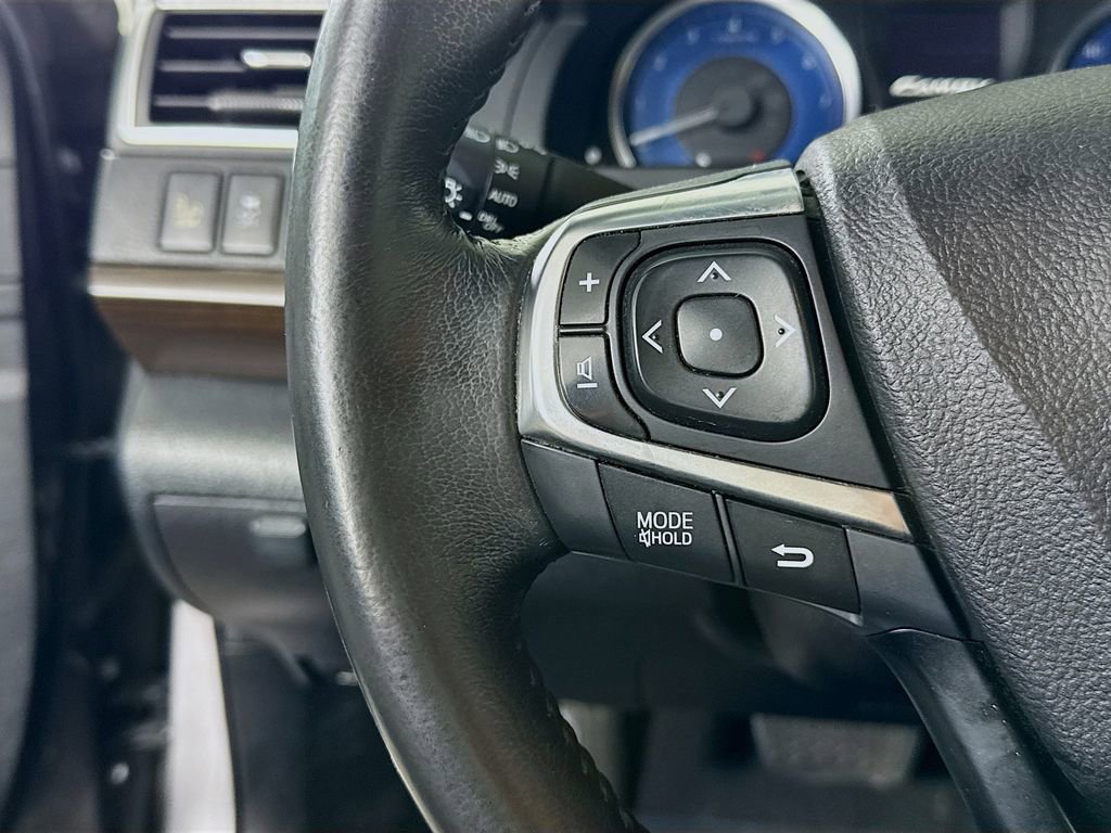 Used 2017 Toyota Camry XLE w/ Moonroof Package image 19