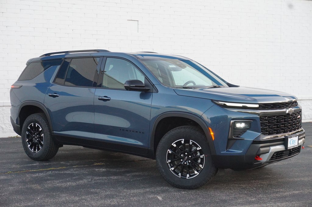 New 2026 Chevrolet Traverse Z71 image 3