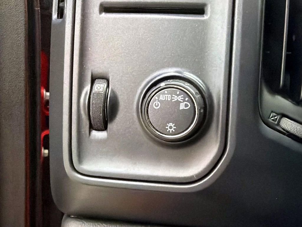 Used 2016 Chevrolet Silverado 1500 Custom w/ Rally 1 Edition image 28