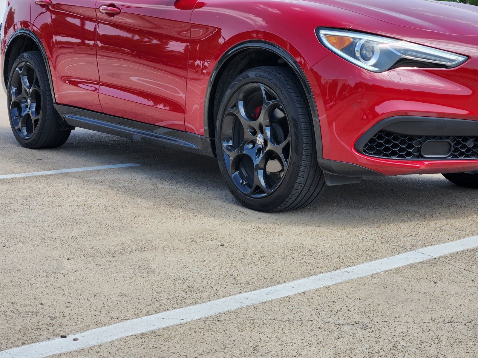 Used 2021 Alfa Romeo Stelvio Ti Sport AWD/4WD image 11