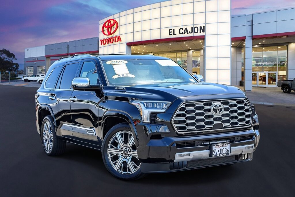 Certified 2025 Toyota Sequoia Capstone AWD/4WD image 1