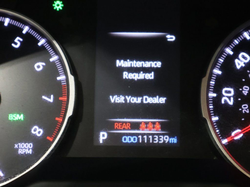 Used 2021 Toyota RAV4 XLE Premium image 42