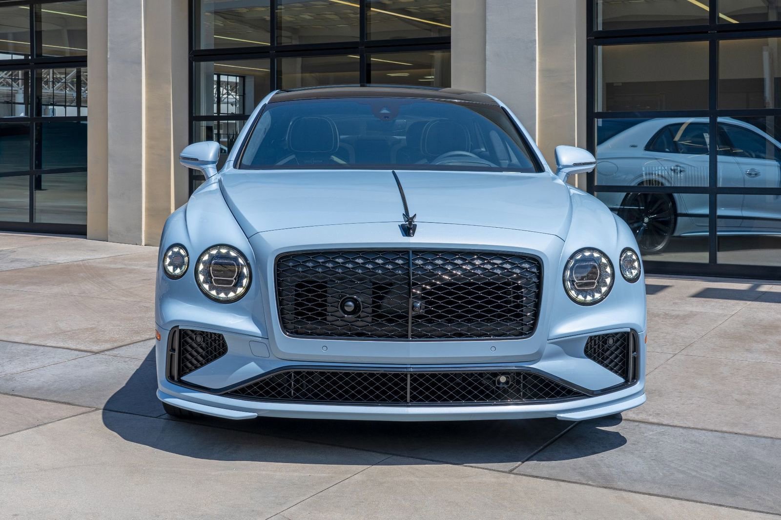 New 2025 Bentley Flying Spur Plug-In Hybrid image 29